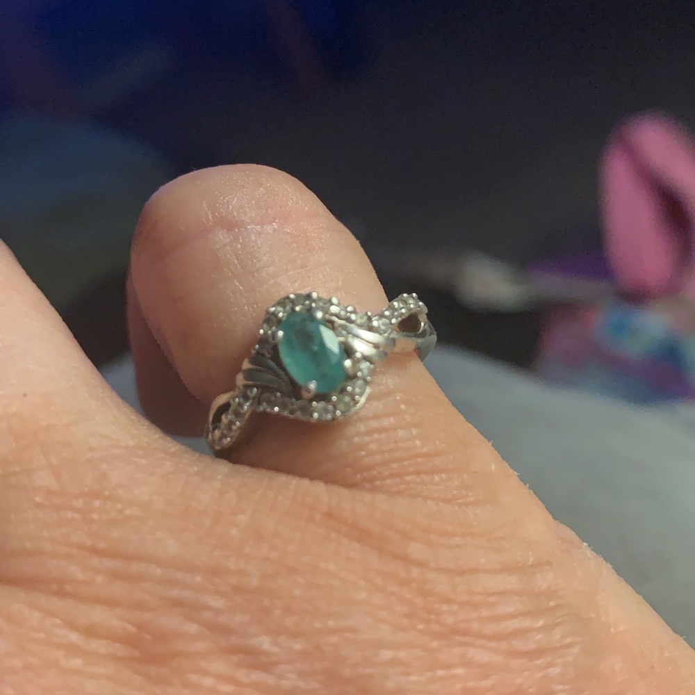 Genuine Secota emerald & zircon sterling ring - Picture 8 of 9